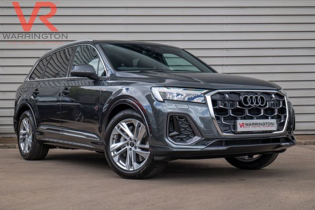 View our AUDI Q7