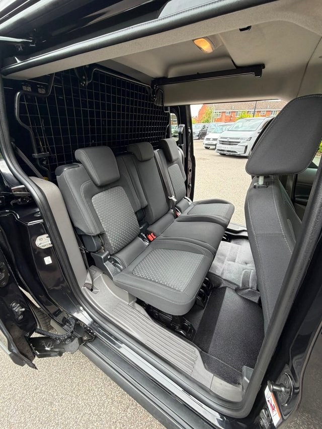 View our FORD TRANSIT CONNECT