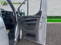 USED 2023 73 FORD TRANSIT CUSTOM 2.0 320 EcoBlue Trend Kombi Double Cab 5dr Diesel Auto L2 H2 Euro 6 (s/s) (9 Seat) (130 ps) GREAT VALUE MUST BE SEEN