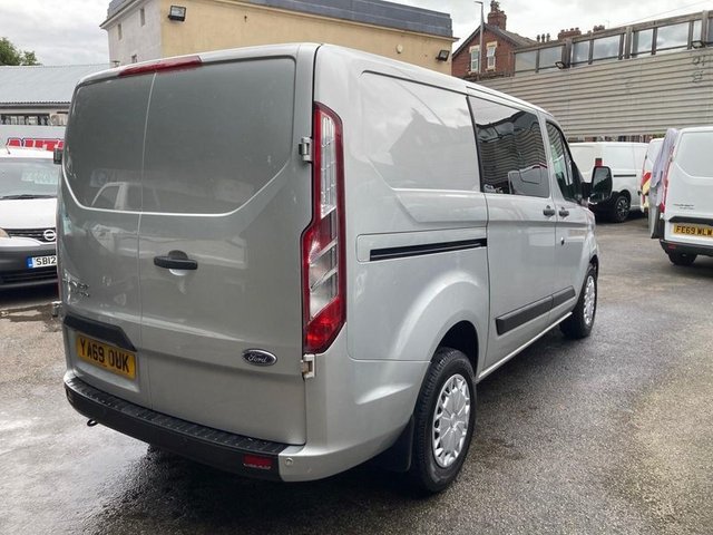 View our FORD TRANSIT CUSTOM