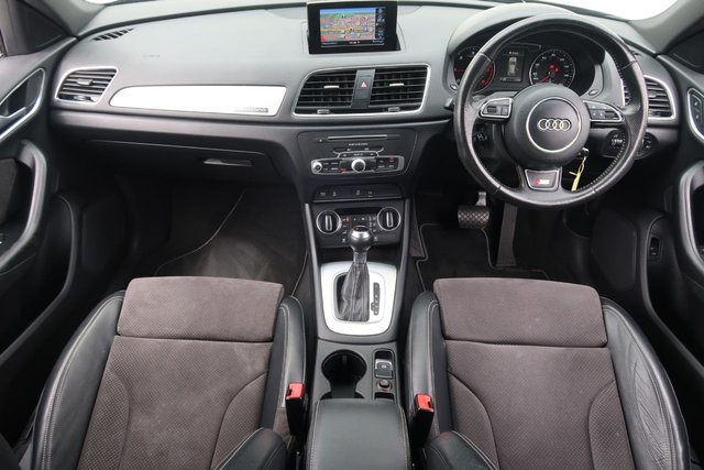 View our AUDI Q3