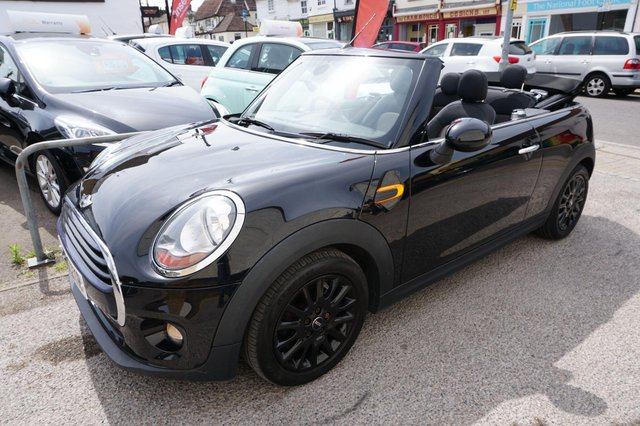 View our MINI CONVERTIBLE