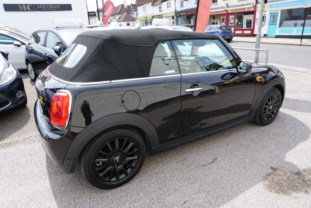 USED 2017 67 MINI CONVERTIBLE 1.5 Cooper Auto Euro 6 (s/s) 2dr AUTOMATIC