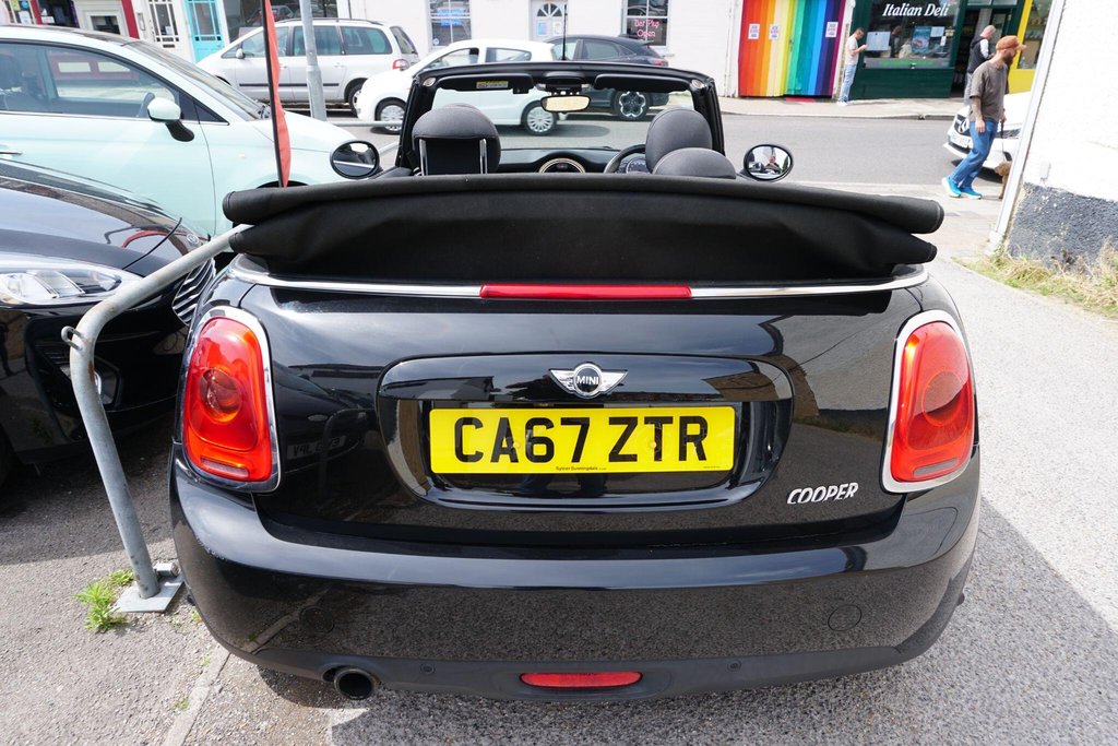 USED 2017 67 MINI CONVERTIBLE 1.5 Cooper Auto Euro 6 (s/s) 2dr AUTOMATIC
