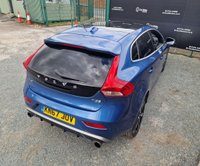 USED 2017 67 VOLVO V40 2.0 T3 R-Design Euro 6 (s/s) 5dr FDSHRvCamPanRoofHeatSeat