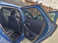 USED 2017 67 VOLVO V40 2.0 T3 R-Design Euro 6 (s/s) 5dr FDSHRvCamPanRoofHeatSeat