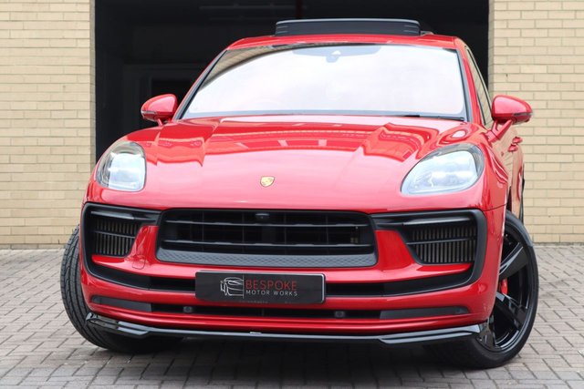 View our PORSCHE MACAN