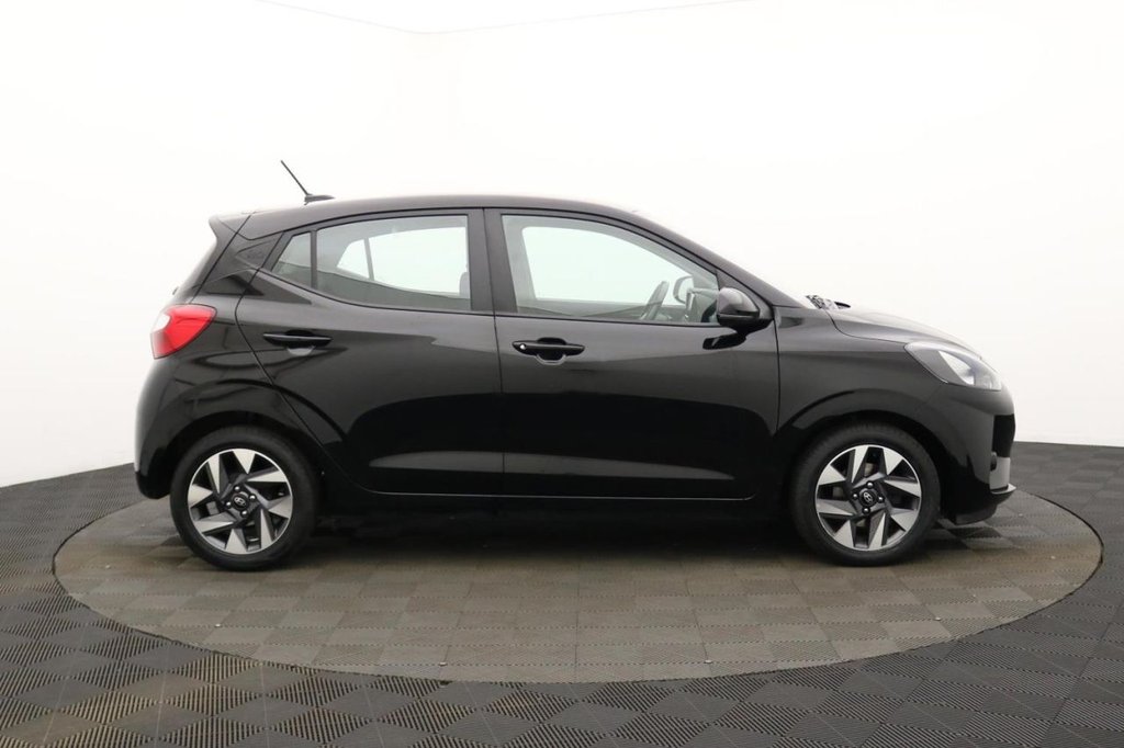 USED 2025 25 HYUNDAI I10 1.0 Advance Hatchback 5dr Petrol Manual Euro 6 (s/s) (63 ps) Car Play, Sat Nav, Cruise