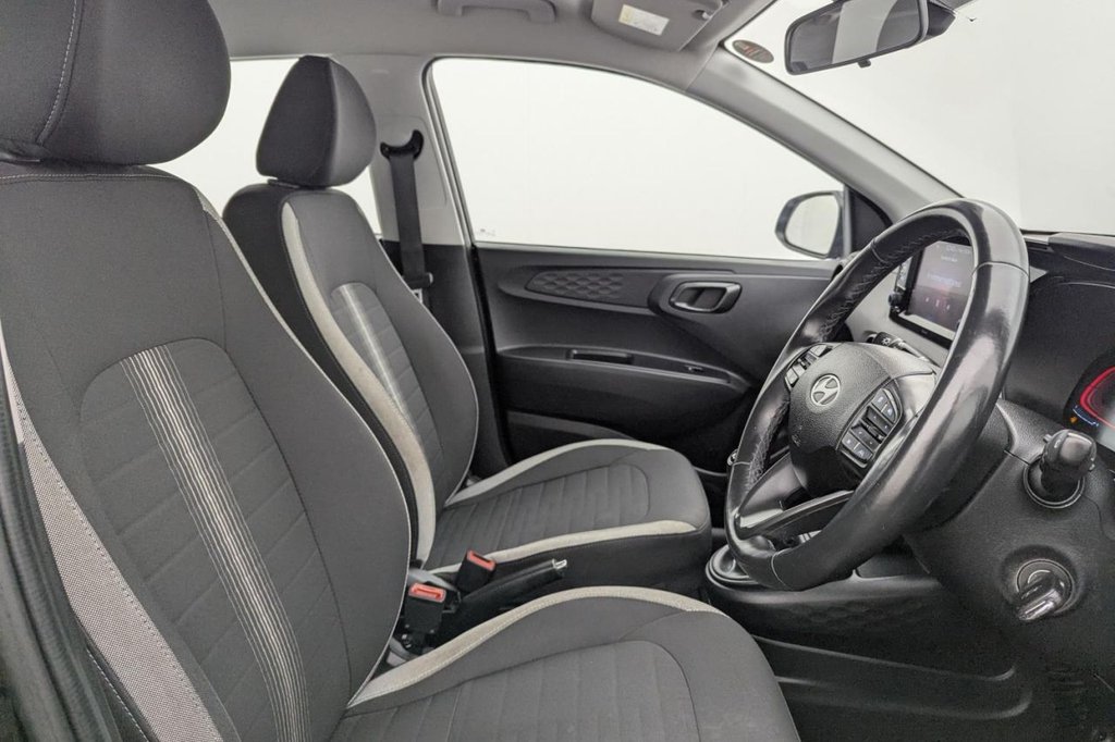 USED 2025 25 HYUNDAI I10 1.0 Advance Hatchback 5dr Petrol Manual Euro 6 (s/s) (63 ps) Car Play, Sat Nav, Cruise