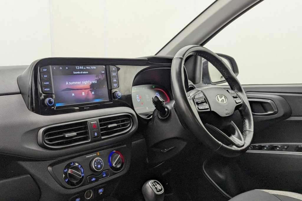 USED 2025 25 HYUNDAI I10 1.0 Advance Hatchback 5dr Petrol Manual Euro 6 (s/s) (63 ps) Car Play, Sat Nav, Cruise