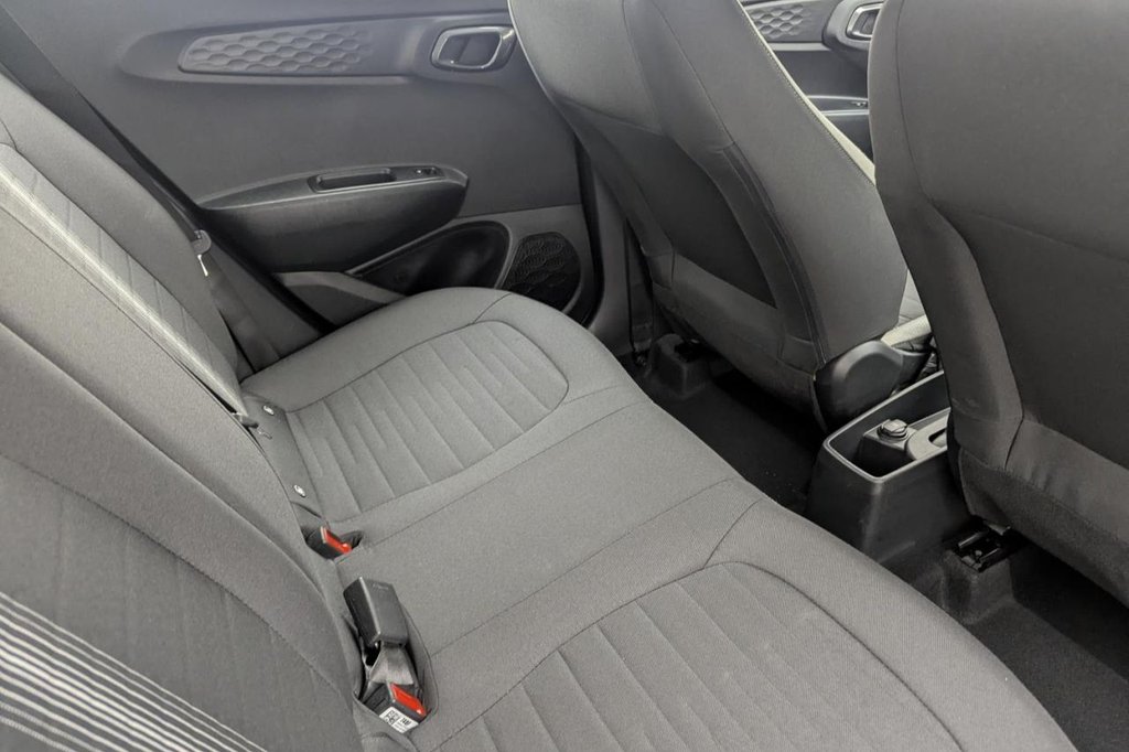 USED 2023 73 HYUNDAI I10 1.0 Advance Hatchback 5dr Petrol Manual Euro 6 (s/s) (67 ps) Car Play, 15" Alloys, Air Con