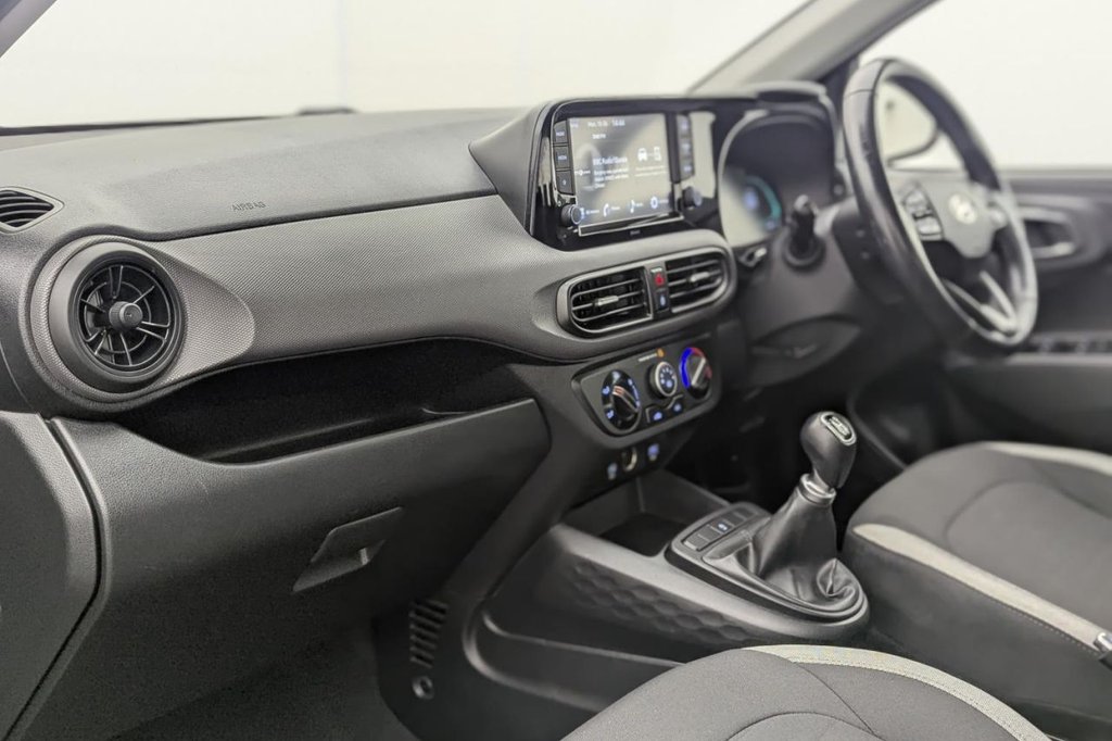 USED 2023 73 HYUNDAI I10 1.0 Advance Hatchback 5dr Petrol Manual Euro 6 (s/s) (67 ps) Car Play, 15" Alloys, Air Con
