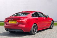 USED 2017 17 JAGUAR XE 2.0d R-Sport Saloon 4dr Diesel Auto Euro 6 (s/s) (180 ps) Red interior| Euro 6 | R-Sport