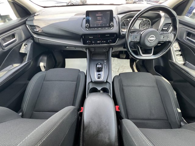 View our NISSAN QASHQAI