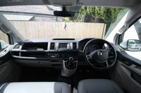 USED 2018 18 VOLKSWAGEN TRANSPORTER 2.0 TDI T28 BlueMotion Tech Highline Campervan 5dr Diesel Manual FWD SWB Euro 6 (s/s) (150 ps) 5 Seats 5 Seat belts 4 Berth