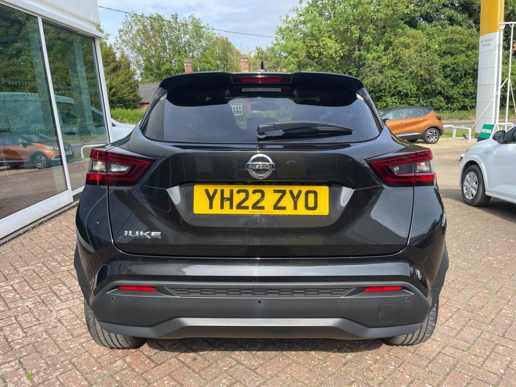 USED 2022 22 NISSAN JUKE 1.0 DIG-T N-Connecta SUV 5dr Petrol Manual Euro 6 (s/s) (114 ps) 