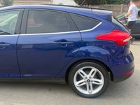 USED 2016 16 FORD FOCUS 1.0T EcoBoost Titanium Hatchback 5dr Petrol Auto Euro 6 (s/s) (125 ps) PARKING SENSORS - NAVIGATION