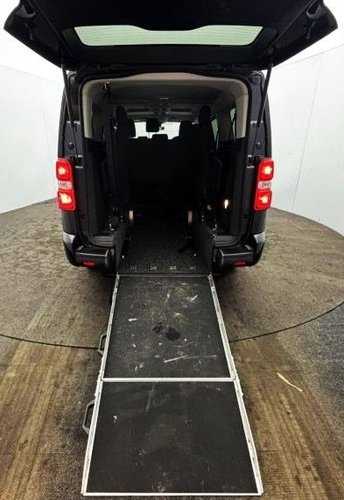 View our CITROEN SPACETOURER