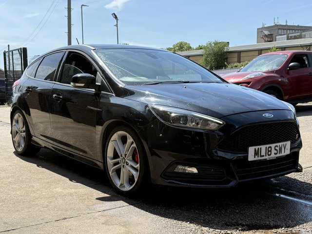 View our Ford Focus 2.0 TDCi ST-3 Hatchback 5 Door Diesel Manual Black Euro 6 1 Former Keeper