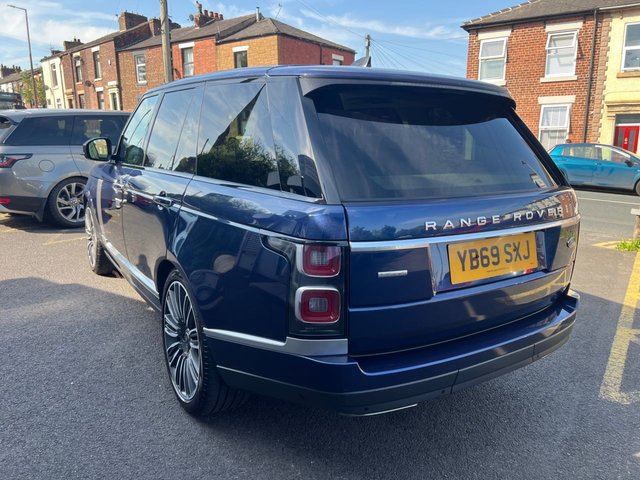 View our LAND ROVER RANGE ROVER