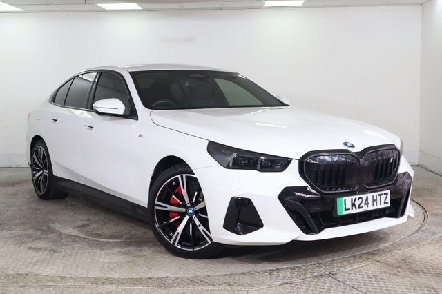 View our BMW I5 40 83.9kWh M Sport Pro Auto eDrive 4dr (11kW Charger)