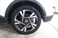 USED 2022 72 TOYOTA C-HR 1.8 VVT-h Design CVT Euro 6 (s/s) 5dr Reverse Camera, Heated Seats,