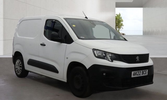2022 PEUGEOT PARTNER