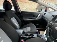 USED 2015 15 KIA CEED 1.6 GDi EcoDynamics 2 Hatchback 5dr Petrol Manual Euro 5 (s/s) (133 bhp) 