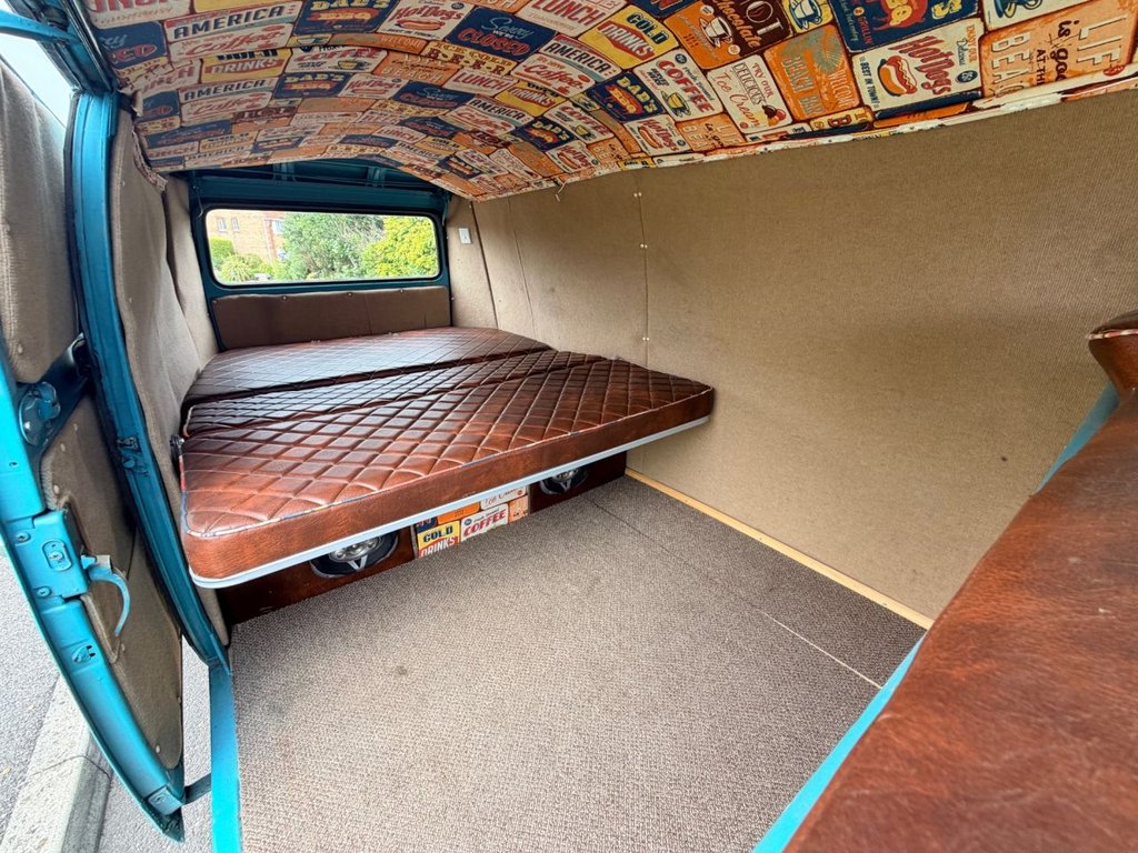 USED 2015 VOLKSWAGEN TYPE 2 Baywindow // 1641cc // LHD Panel Van // Day Van // px swap 