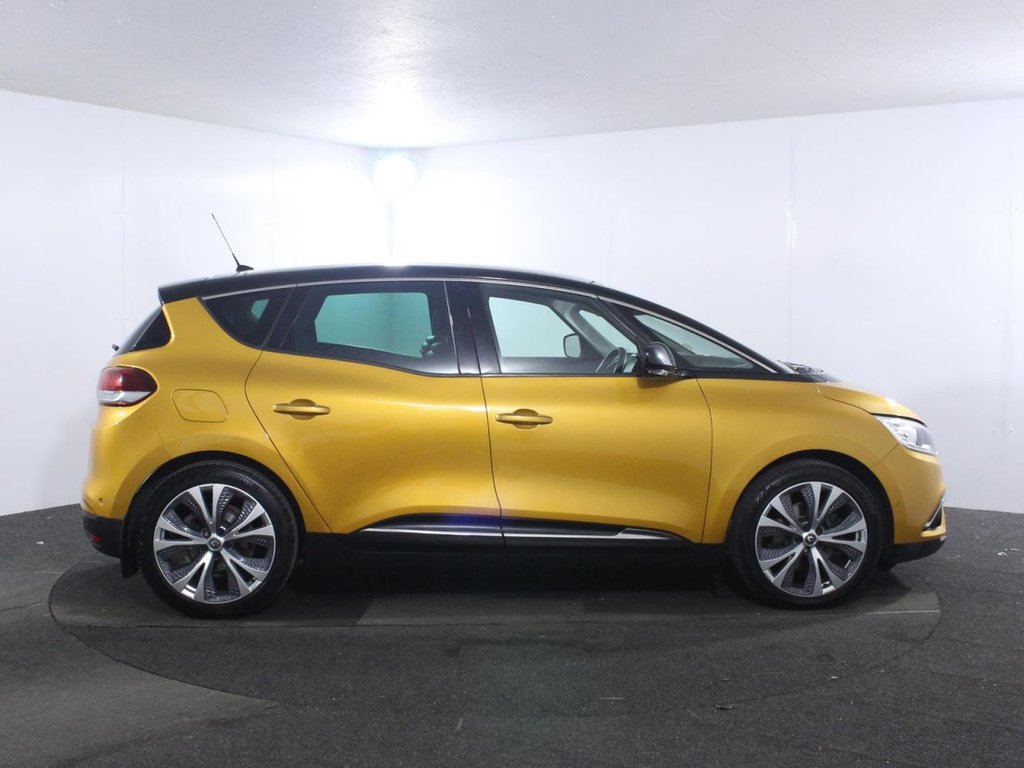 USED 2017 17 RENAULT SCENIC 1.6 dCi Dynamique S Nav MPV 5dr Diesel Manual Euro 6 (s/s) (130 ps) 
