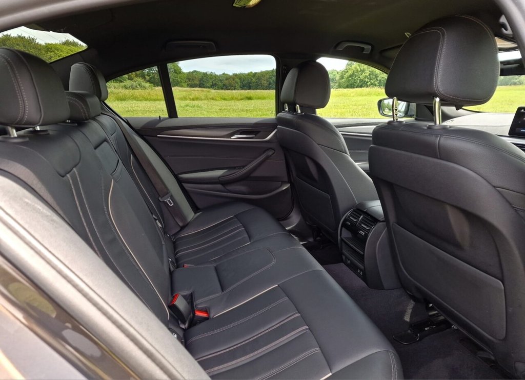 USED 2021 70 BMW 5 SERIES 2.0 530e 12kWh M Sport Saloon 4dr Petrol Plug-in Hybrid Steptronic Euro 6 (s/s) (292 ps) FINANCE AVAILABLE