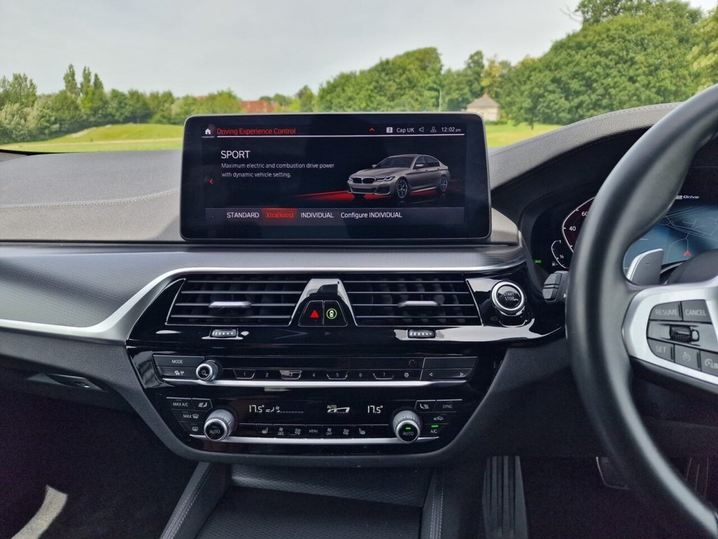 USED 2021 70 BMW 5 SERIES 2.0 530e 12kWh M Sport Saloon 4dr Petrol Plug-in Hybrid Steptronic Euro 6 (s/s) (292 ps) FINANCE AVAILABLE