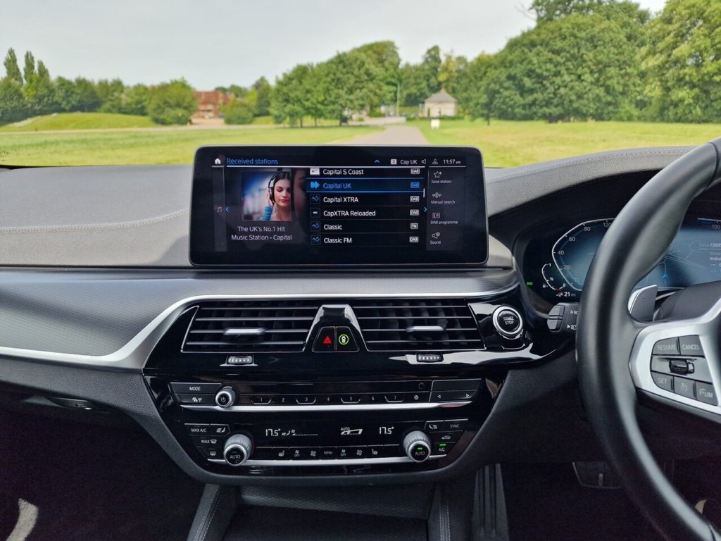 USED 2021 70 BMW 5 SERIES 2.0 530e 12kWh M Sport Saloon 4dr Petrol Plug-in Hybrid Steptronic Euro 6 (s/s) (292 ps) FINANCE AVAILABLE