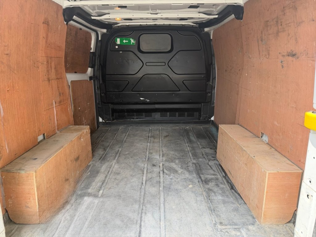 USED 2022 22 FORD TRANSIT CUSTOM 2.0 300 EcoBlue Trend Panel Van 5dr Diesel Manual L1 H1 Euro 6 (s/s) (130 ps) AIRCON, CARPLAY, TOWBAR