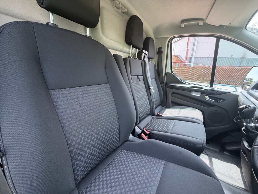 USED 2022 22 FORD TRANSIT CUSTOM 2.0 300 EcoBlue Trend Panel Van 5dr Diesel Manual L1 H1 Euro 6 (s/s) (130 ps) AIRCON, CARPLAY, TOWBAR