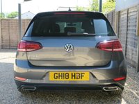 USED 2018 18 VOLKSWAGEN GOLF 2.0 TDI R-Line Hatchback 5dr Diesel DSG Euro 6 (s/s) (150 ps) REAR CAMERA, CARPLAY, SAT NAV