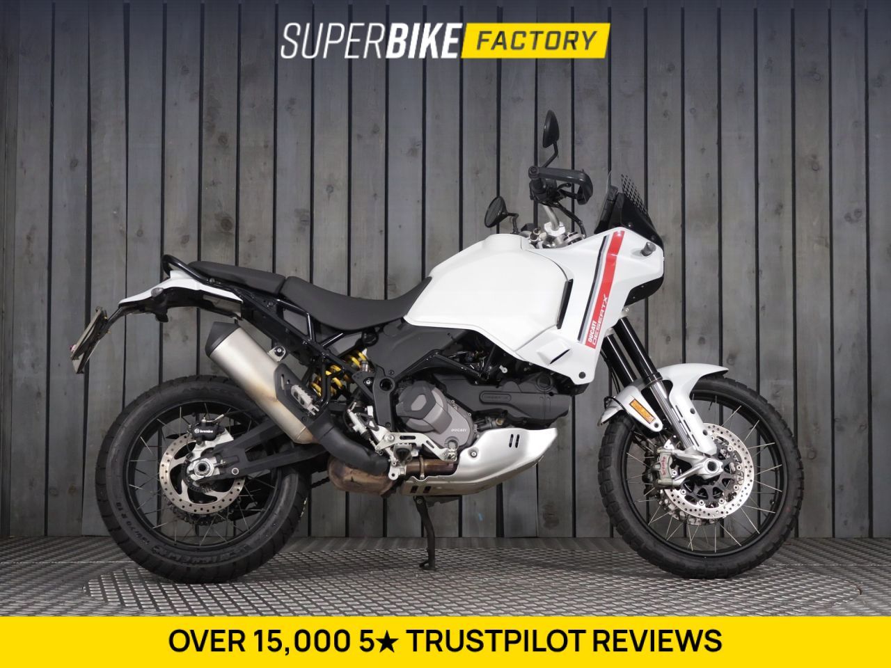 DUCATI DESERTX
