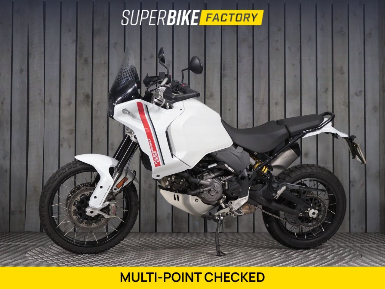 DUCATI DESERTX