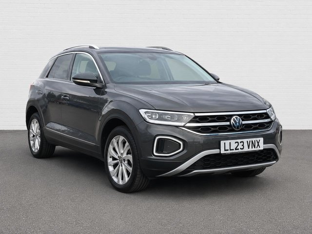 View our Volkswagen T-Roc 1.5 TSI Style SUV 5dr Petrol DSG Euro 6 (s/s) (150 ps)