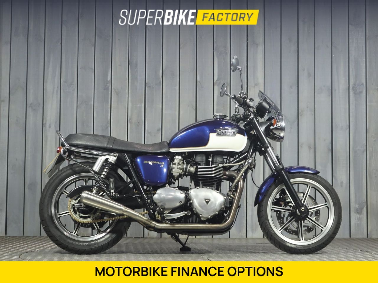 TRIUMPH BONNEVILLE 865