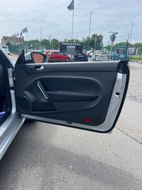 USED 2014 14 VOLKSWAGEN BEETLE 1.6 TDI BlueMotion Tech Cabriolet 2dr Diesel Manual Euro 5 (s/s) (105 ps) 