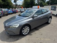 USED 2017 67 VOLVO V40 2.0 D3 Inscription Hatchback 5dr Diesel Auto Euro 6 (s/s) (150 ps) 1 OWNER, 2 KEYS, NEW MOT