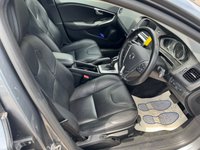 USED 2017 67 VOLVO V40 2.0 D3 Inscription Hatchback 5dr Diesel Auto Euro 6 (s/s) (150 ps) 1 OWNER, 2 KEYS, NEW MOT