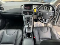 USED 2017 67 VOLVO V40 2.0 D3 Inscription Hatchback 5dr Diesel Auto Euro 6 (s/s) (150 ps) 1 OWNER, 2 KEYS, NEW MOT