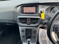 USED 2017 67 VOLVO V40 2.0 D3 Inscription Hatchback 5dr Diesel Auto Euro 6 (s/s) (150 ps) 1 OWNER, 2 KEYS, NEW MOT