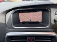 USED 2017 67 VOLVO V40 2.0 D3 Inscription Hatchback 5dr Diesel Auto Euro 6 (s/s) (150 ps) 1 OWNER, 2 KEYS, NEW MOT