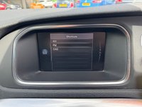 USED 2017 67 VOLVO V40 2.0 D3 Inscription Hatchback 5dr Diesel Auto Euro 6 (s/s) (150 ps) 1 OWNER, 2 KEYS, NEW MOT