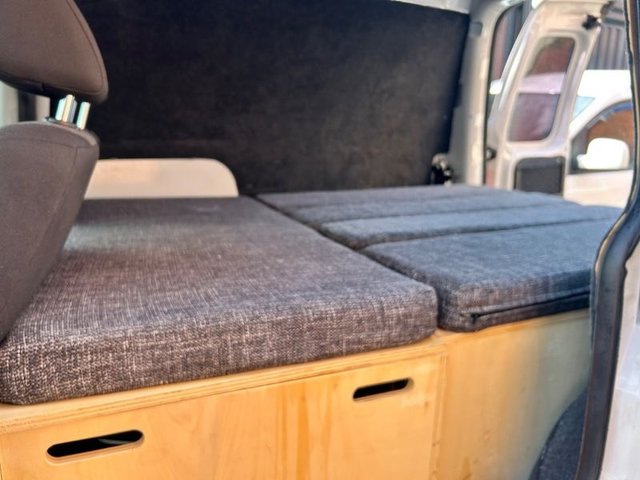 View our VOLKSWAGEN CADDY