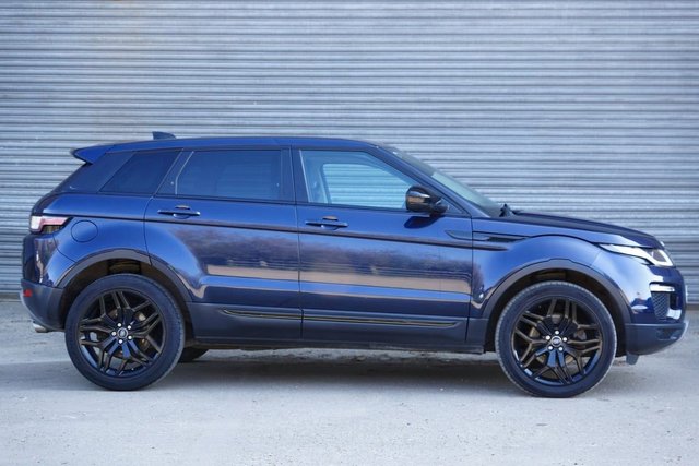 View our LAND ROVER RANGE ROVER EVOQUE