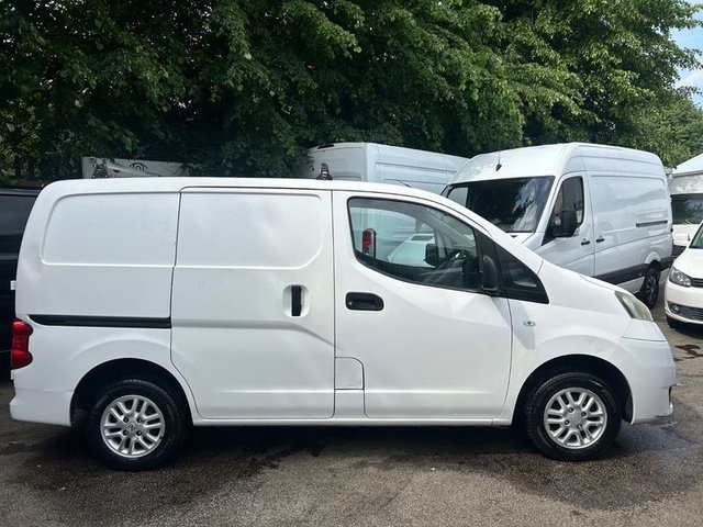 View our NISSAN NV200